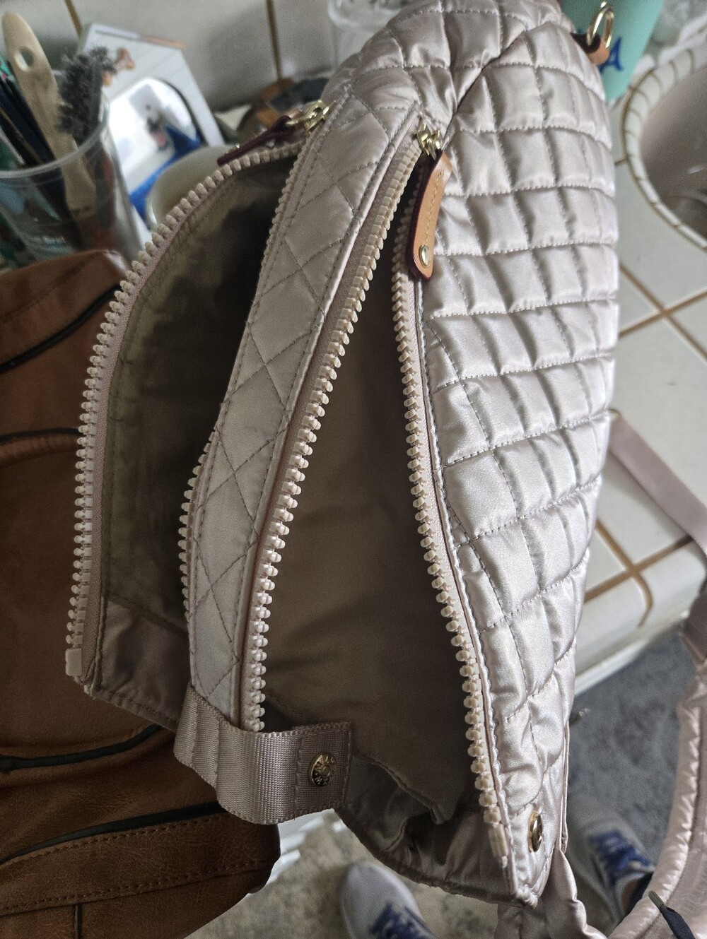 MZ WALLACE Quilted Cream Backpack/Racket Bag. Used Twice. Practucally  Brand New - Picture 9 of 10